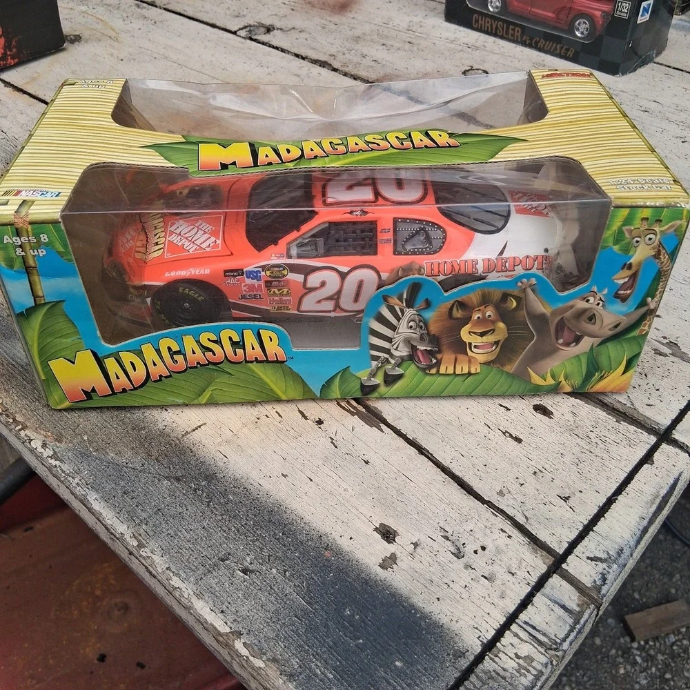 Lionel up sale